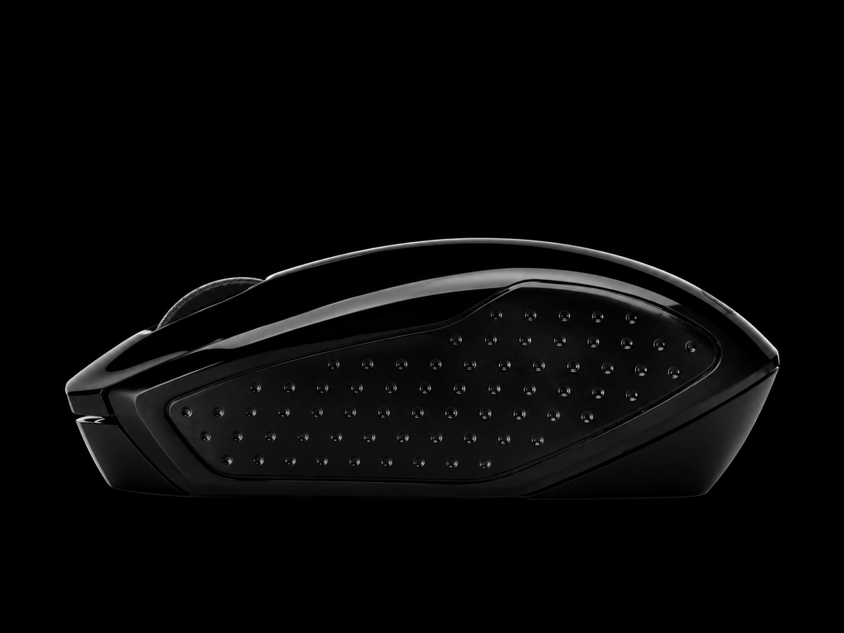 HP X6W31AA black wireless optical mouse with 2.4GHz connectivity